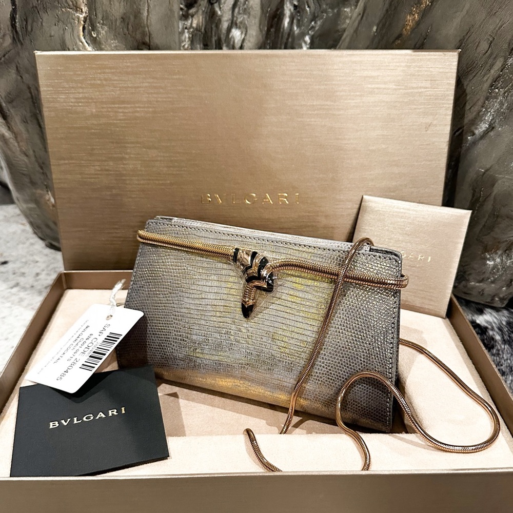 Bvlgari Serpenti "Tubogas" Stingray Lizard Metallic Chain Clutch. NEW WITH BOX - Picture 6 of 15